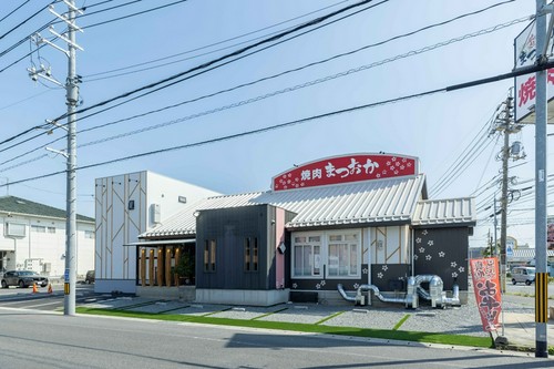 地域密着型の焼肉店が、2021年に移転・リニューアルオープン