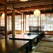 1階堀ごたつ席は40名様まで・椅子席は8名様まで