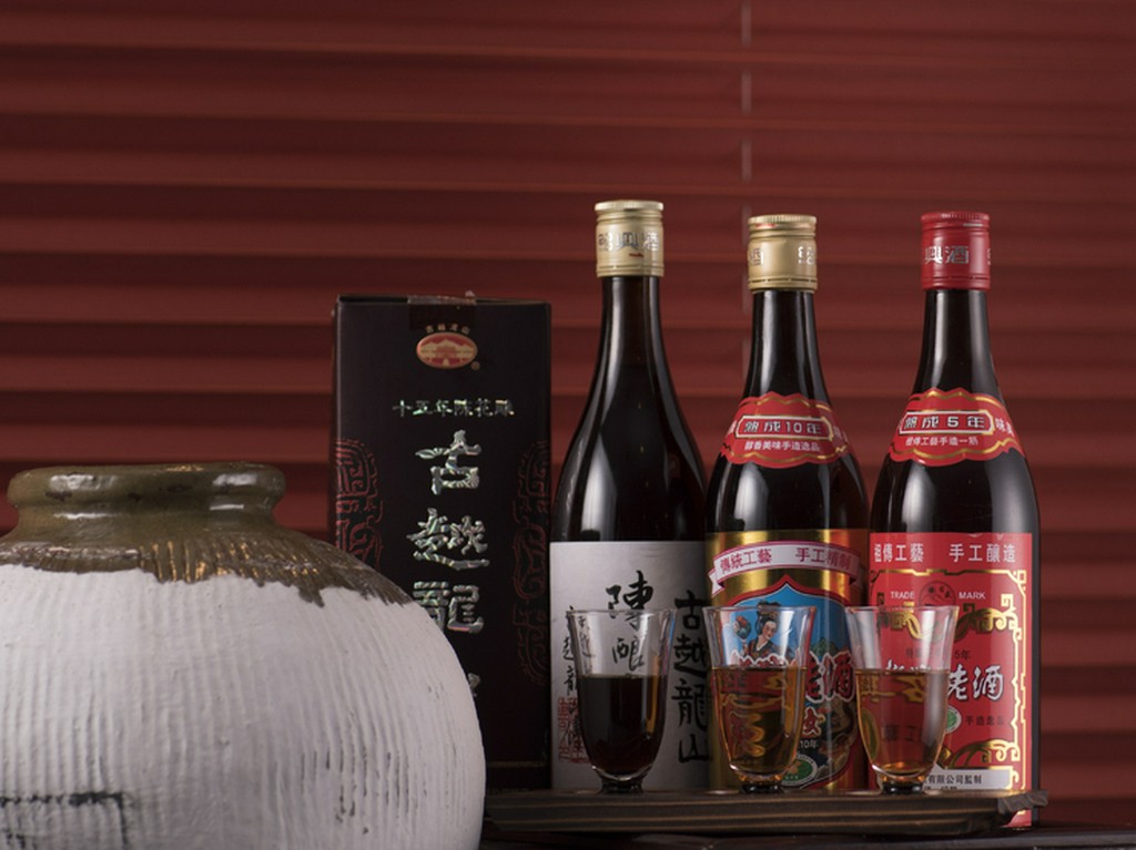 中国料理の味わいを引き立たせてくれる、「紹興酒」