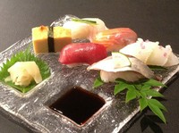 本日の特上つまみ寿司（六個）