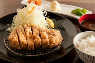 すべての工程において店主のこだわりが行き届く『特ロースかつ』