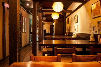 ディナーや土曜、日曜、祝日なら名店の味を行列に並ばず味わえる