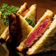 こだわりの【特撰ヒレカツのブリオッシュサンド】提供中。
ご予約時にスタッフまでお問い合わせください。