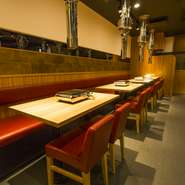 昼の部（12時～17時）と夜の部（17時～24時）
うしみつ一門を2時間～貸切でご利用頂けます。