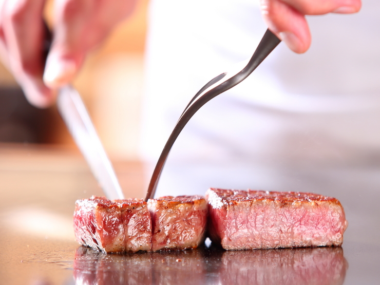 ●＜Pilihan Spesial＞Steak Daging Sapi Kobe (140g)