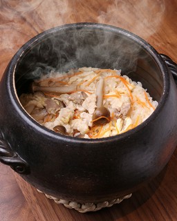 アテから〆まで。しっかりお腹、満たせます。