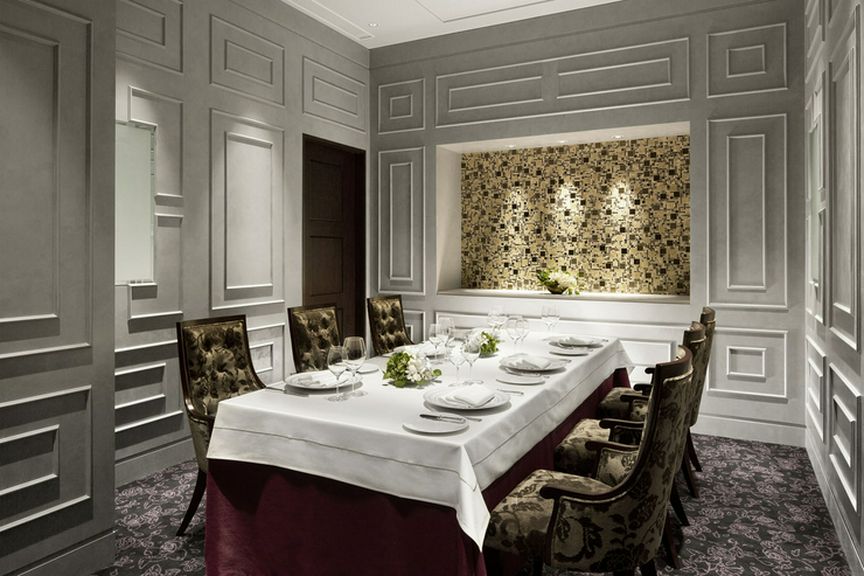 周囲を気にせずゆったりと食事ができる完全個室