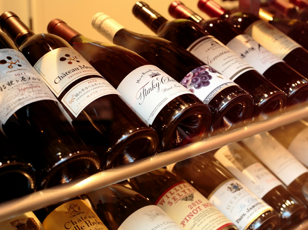 国産ワインが充実の品揃え