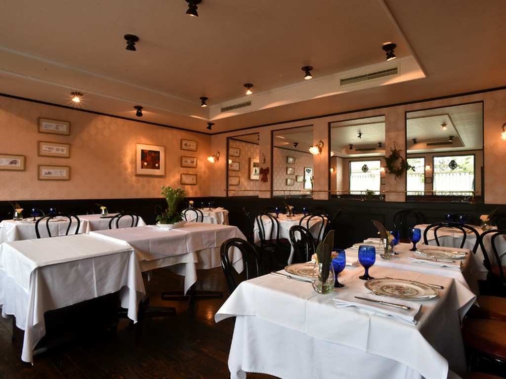 美味しい時間に笑みが湛え、リラックスした時間を過ごせるサロン