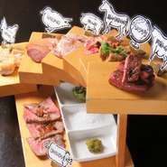 「赤うしステーキ」や「天草大王」などの熊本のブランド肉を中心に7種類がちょこっとずつ全部味わえます！　華やかな姿に高揚感を覚え、旅の良い思い出やデートにもってこい！
