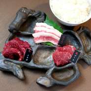 イチボ、ヒレ、たてがみ各3枚ずつ。生马肉套餐
