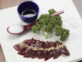 一頭からわずかしか取れない希少な『馬レバ刺し』