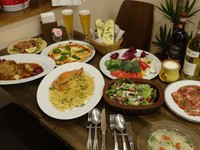 お一人様3500円（税抜）・全10品！４名様からのパーティコース