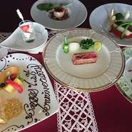 ＊ホームページ内の写真・メニュー内容は一例でございます。詳細はお問い合わせくださいませ。＊
＊季節・仕入れ状況により変更がございます。＊
＊貸切営業の場合などご予約をお受けできない場合がございます。＊
＊前日までのご予約制となっております。＊
＊18時～20時のご入店に限りご用意致させて頂きます。＊
