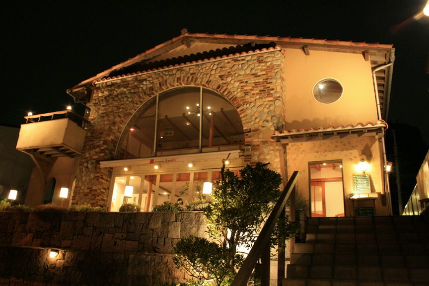 海辺のディナーは雰囲気がいい。