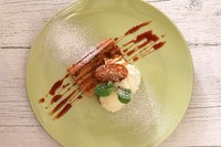 お食事をして頂いたお客様のみ、ご注文可能です。