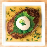Hamburg steak with grated radish and green shiso leaf
和風おろしハンバーグ