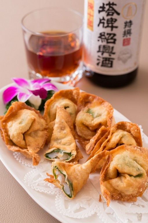 パリパリ食感がクセになる『海老マヨネーズのワンタン包み揚げ』