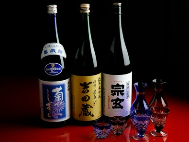 名水百選にも選ばれる水を持つ石川県で、旨い地酒をいただく