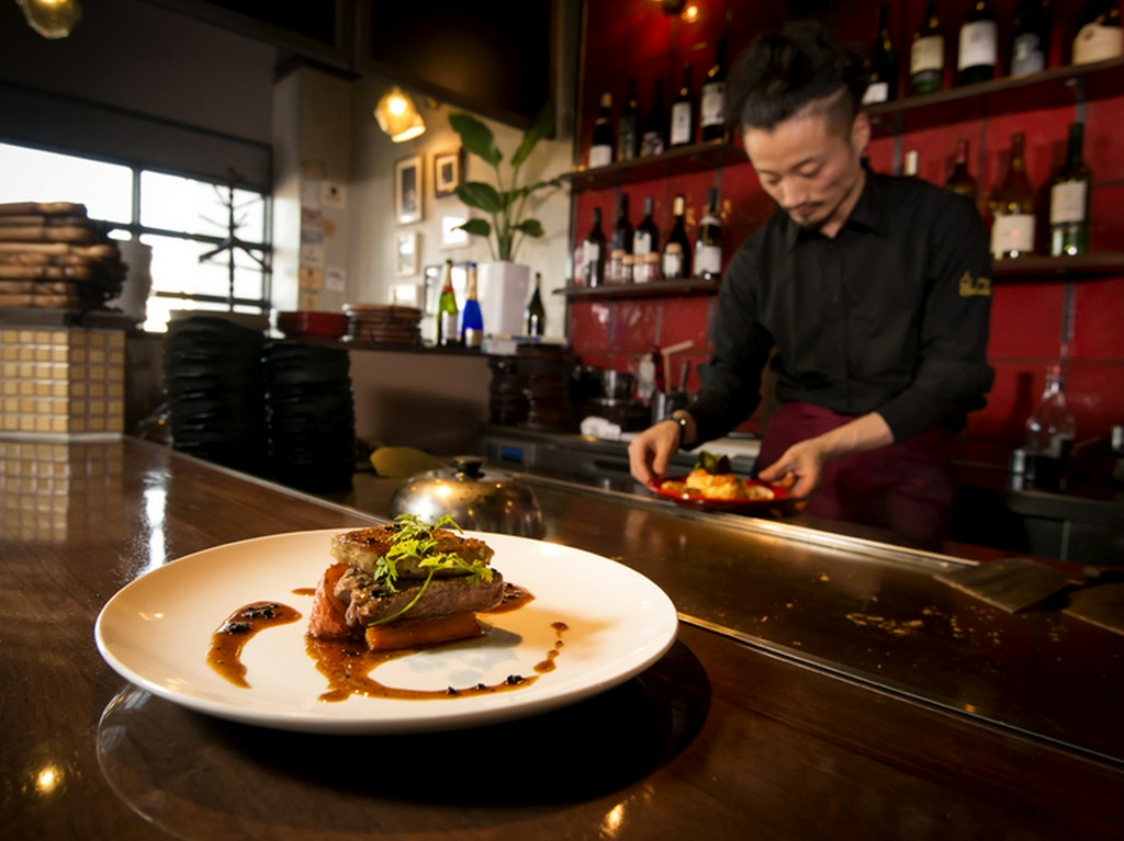 厳選した素材で仕上げる『牛フィレ肉とフォアグラのロッシーニ』