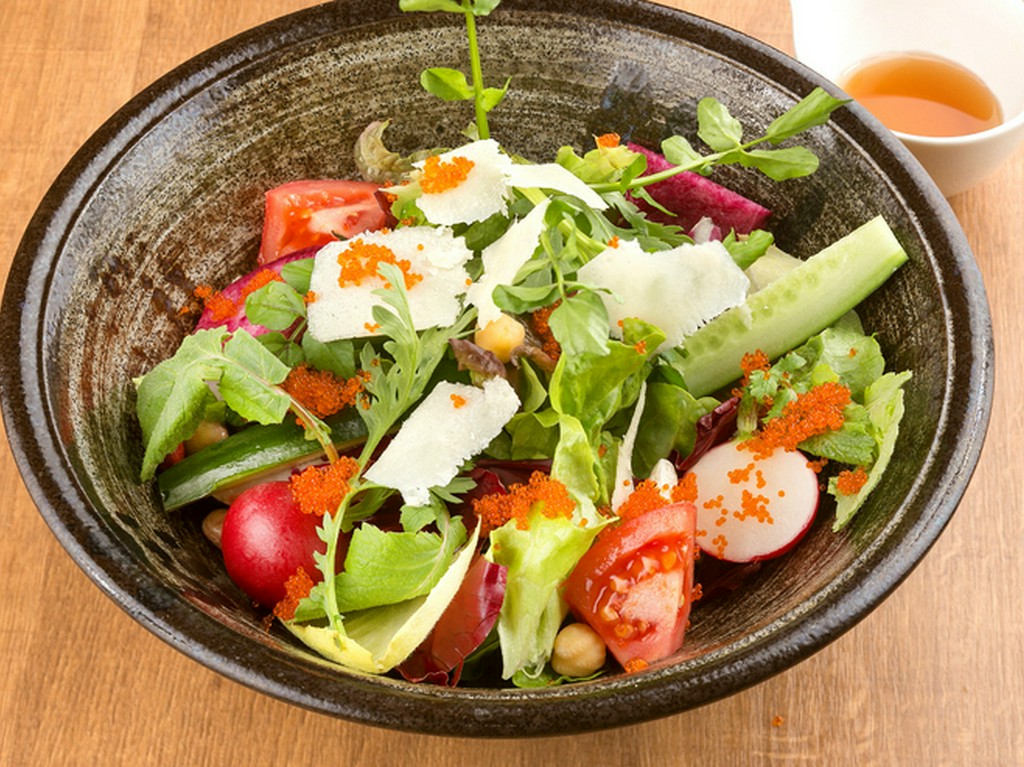 採れたて新鮮な食材だけを厳選して使うフレッシュローテーション