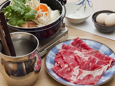 当店自慢の、鍋料理は絶対おすすめです