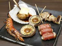 肉巻き、海鮮、ベーコン巻き、焼き鳥の中から今日のおすすめを選びました。