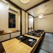 ファミリーで利用するゲストも多く、家族の歴史を紡ぐ場としても愛される店。誕生日や結婚記念日、家族の慶事、還暦や古希の宴席などに重宝します。お子様用の食器の用意があるなど、気配りもきめ細やかです。