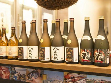 ドリンクメニューが豊富。海鮮料理との相性も抜群