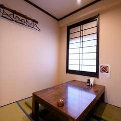 接待や大事な方と。個室でゆっくり博多のおいしいお食事をお楽しみください。
