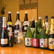 酒どころ、広島県西条市の酒蔵でつくられた日本酒。お料理や好みに応じて西条にある多数の酒蔵の地酒をご用意しています。日本酒のほかに、創作料理にピッタリなワイン、シャンパンなども取り揃えています。