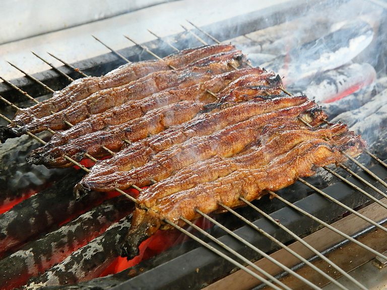 選ばれた職人のみがつくりだす絶品『炭焼きうなぎ』