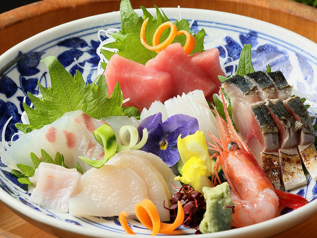 店長おすすめの朝獲れ魚介を贅沢に味わう『お造り』