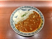 「鶴川ワインバー」時代から愛される特製ビーフストロガノフ