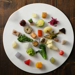 新鮮で美味しい『山梨と愛知の畑から季節の野菜の盛り合わせ』