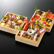 近年は創作和食のお店も増えましたが、とみ井は、まだまだ古き良き伝統にこだわります。
年末にはおせち料理もご用意させて頂いております。