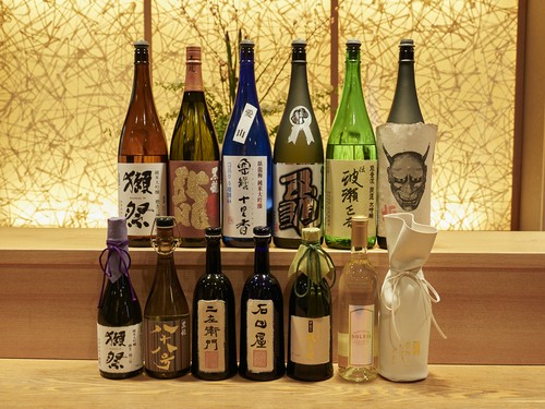 地元中心の大吟醸、純米酒の品揃え。希少種も豊富に揃う