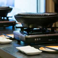 遠赤外線の効果絶大！伊賀焼の陶板を使って焼き上げる焼肉