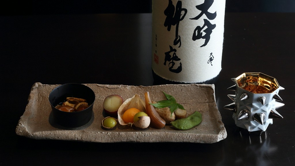 熟練の技が光る和食と銘酒の数々を...