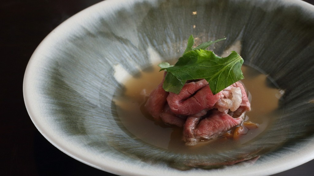 厳選されたお肉を使った定番の逸品