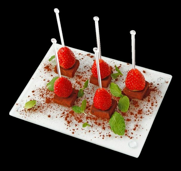 お店の人気ナンバーワン!『生チョコイチゴ』