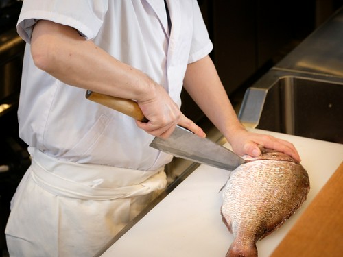 食材にこだわり、旨みを限界にまで引き出した料理の数々！