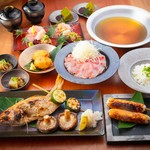 国産本鮪希少部位と野菜の原始焼き盛り合わせや千葉県銚子産金目鯛のしゃぶしゃぶをお楽しみいただけます。