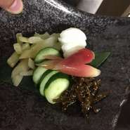 漬物盛り合わせ