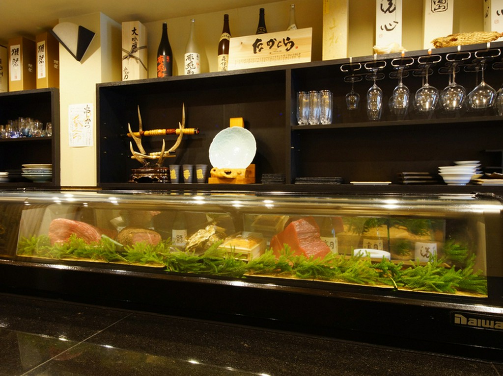 料理の旨みを引き出し、より楽しめる各種アルコールが充実