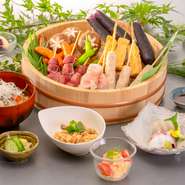 炭蔵の炭で焼くコースを、リーズナブルに
先付、刺身、炭焼き、中皿、お食事、デザートの6品です