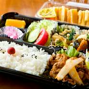 家庭料理を中心としたメニューは週替わり。予算などは相談に応じてくれるので各種集まりにも利用できます。5000円以上の注文で配達可。（前日までの電話予約要）