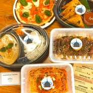 パスタ、ピザ、お肉など各種類の料理をテイクアウトできます！！