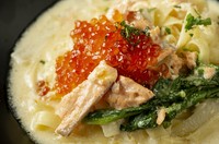 おすすめトッピング：小海老／モッツァレラチーズ