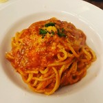 ズワイガニとトマトクリームソースが生パスタにしっかり絡み旨味たっぷり
おすすめトッピング：小海老／モッツァレラチーズ
